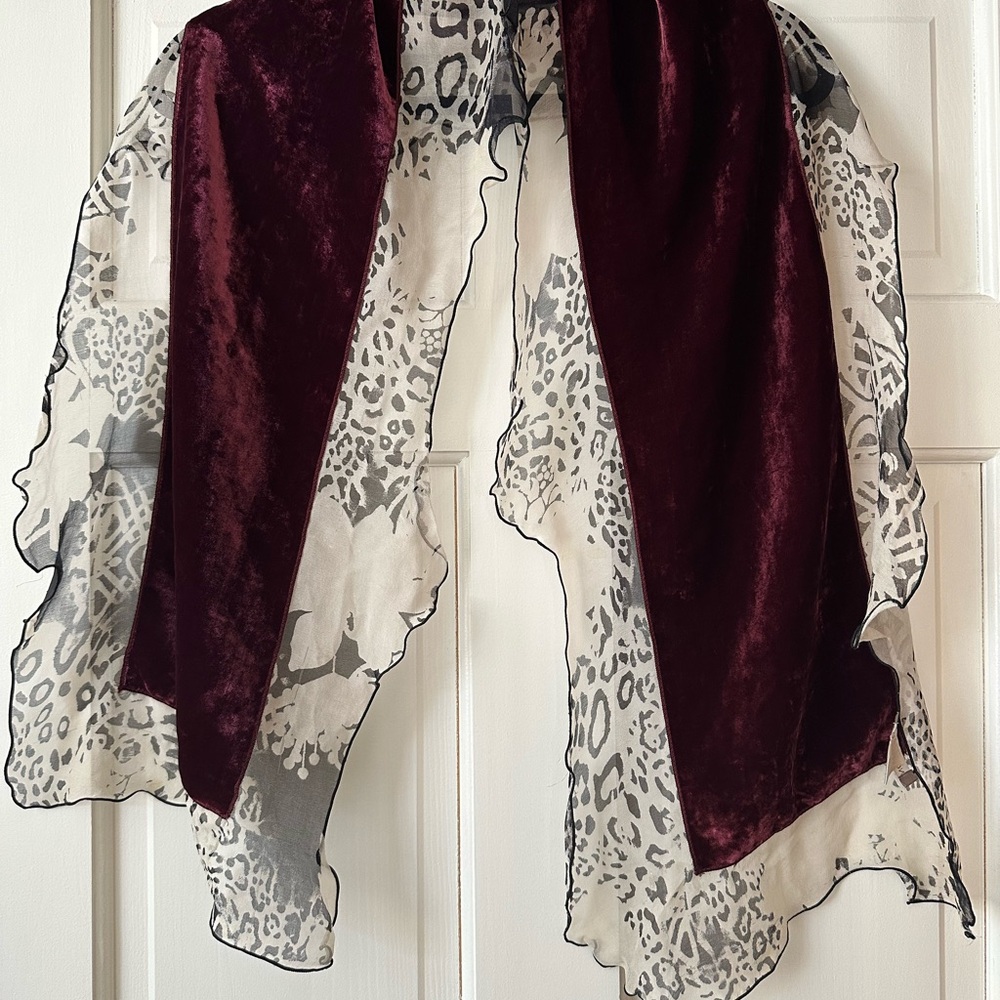 Vintage Nordstrom Burgundy Velvet and Silk Animal Print Scarf